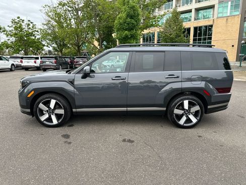 Certified 2025 Hyundai Santa Fe Limited AWD/4WD image 3