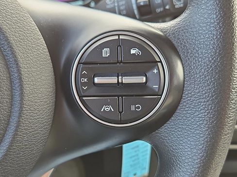 Used 2023 Kia Soul LX w/ LX Technology Package image 30