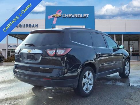 Used 2016 Chevrolet Traverse LT w/ Style and Technology Package image 6