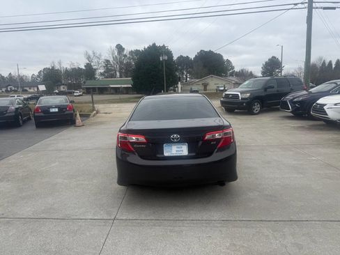 Used 2013 Toyota Camry SE image 6