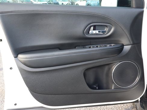 Used 2022 Honda HR-V EX-L image 13