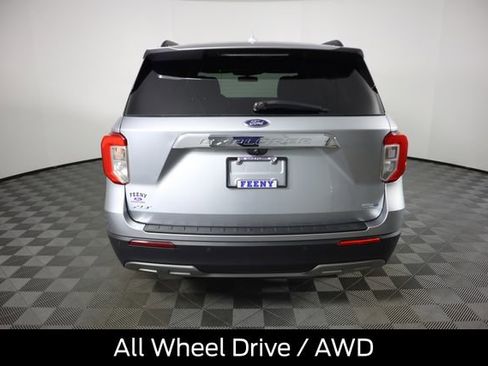 Certified 2020 Ford Explorer XLT w/ Equipment Group 202A AWD/4WD image 5