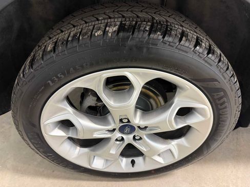 Used 2015 Ford Escape Titanium w/ Equipment Group 301A AWD/4WD image 13