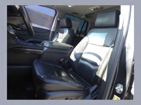 Used 2016 Chevrolet Tahoe LT w/ Luxury Package image 15