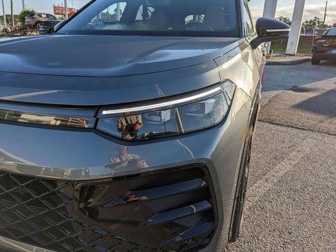 New 2026 Volkswagen Tiguan SE R-Line AWD/4WD image 11