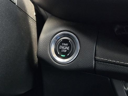 Used 2023 Buick Envision Essence AWD/4WD image 17