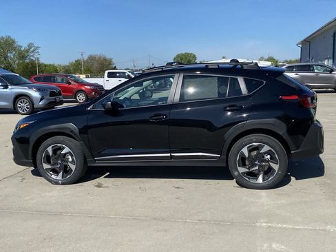 Used 2025 Subaru Crosstrek 2.5i Limited w/ Crosstrek Mirror Package image 3