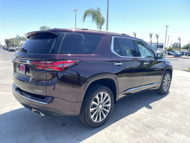 Used 2023 Chevrolet Traverse Premier FWD image 8