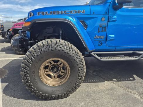 Used 2022 Jeep Wrangler Unlimited Rubicon w/ Xtreme Recon 35" Tire Package AWD/4WD image 5