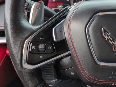 Used 2021 Chevrolet Corvette Stingray Premium Conv w/ Z51 Performance Package image 24