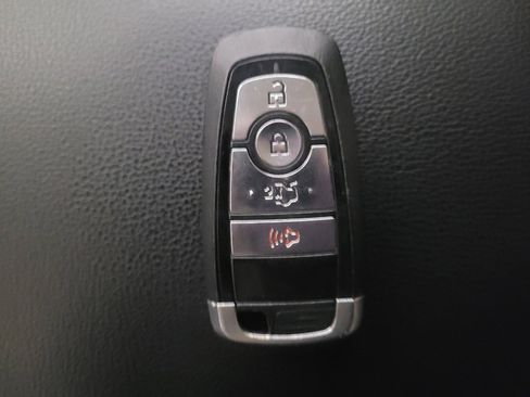 Used 2018 Ford Fusion S image 32