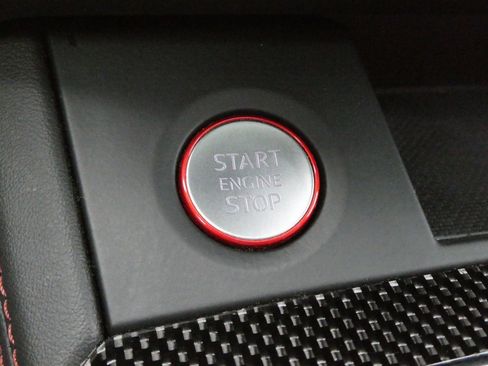 Used 2022 Audi SQ5 Prestige w/ Prestige Package image 11