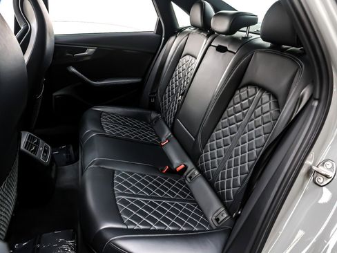 Used 2021 Audi S4 Premium Plus w/ Premium Plus Package image 15