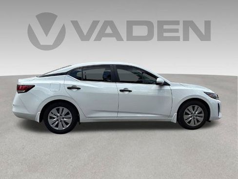 Certified 2025 Nissan Sentra S FWD image 29