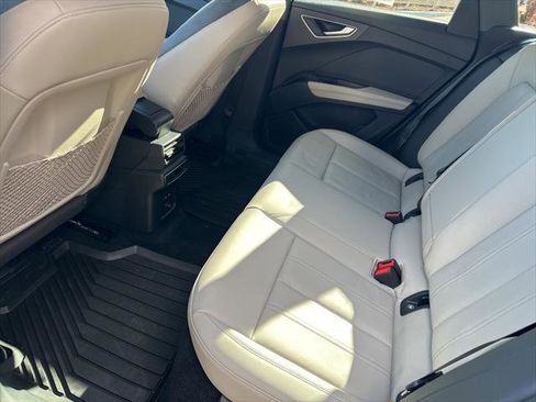 Certified 2024 Audi Q4 e-tron Premium Plus w/ Premium Plus image 27