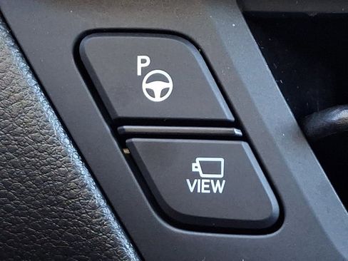 Used 2025 Lexus NX 450h+ F Sport image 26