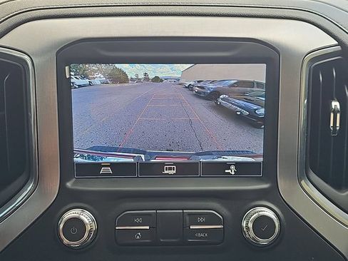 Used 2022 GMC Sierra 2500 SLT w/ Driver Alert Package I AWD/4WD image 12