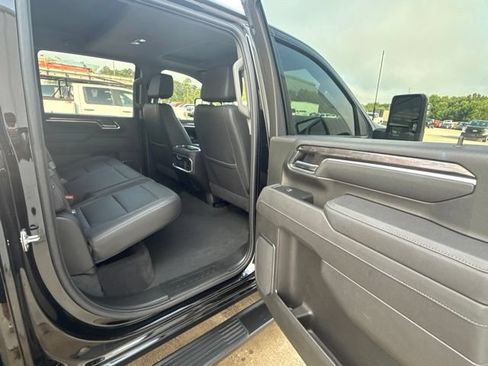 Used 2025 Chevrolet Silverado 2500 LTZ w/ LTZ Plus Package AWD/4WD image 22
