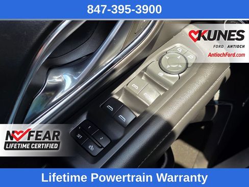 Used 2023 Chevrolet Suburban LT AWD/4WD image 44