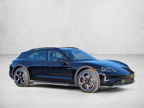 New 2025 Porsche Taycan 4 Cross Turismo image 7