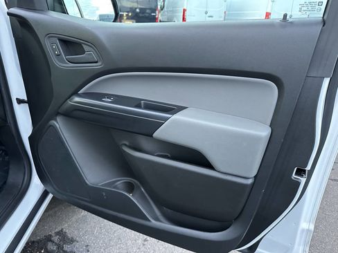 Used 2020 Chevrolet Colorado W/T w/ WT Convenience Package image 13
