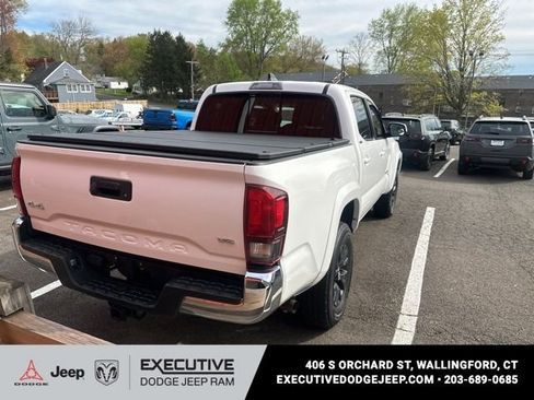 Used 2023 Toyota Tacoma SR5 AWD/4WD image 4