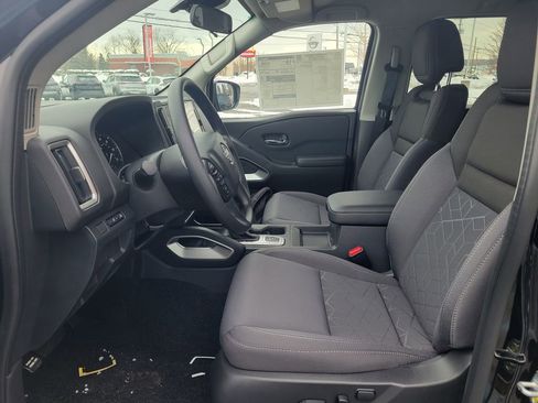 New 2026 Nissan Frontier SV w/ Tow Package AWD/4WD image 15