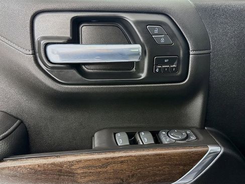 Used 2021 GMC Sierra 1500 Denali w/ Denali Ultimate Package image 18