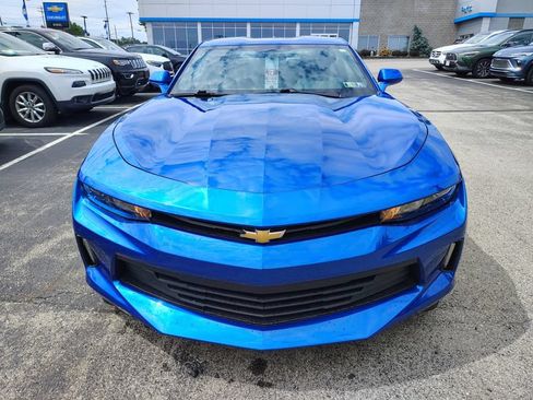 Used 2018 Chevrolet Camaro LT RWD image 2