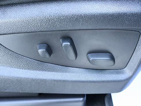 Certified 2017 Chevrolet Tahoe LT image 40