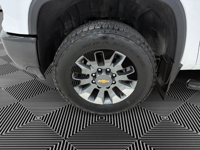 Used 2026 Chevrolet Silverado 2500 Custom w/ Custom Value Package AWD/4WD image 9