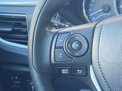 Used 2016 Toyota Corolla LE Premium FWD image 30