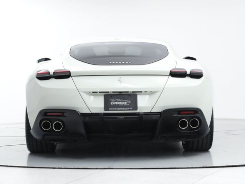 Certified 2021 Ferrari Roma RWD image 8
