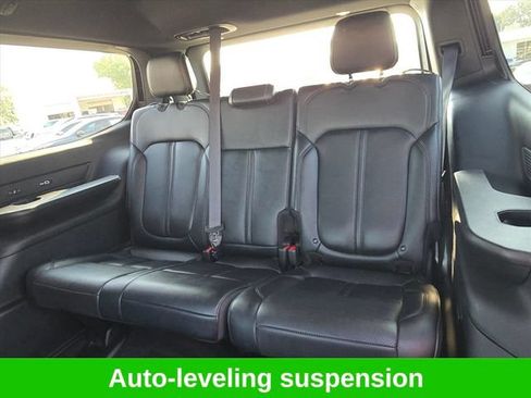 Used 2024 Jeep Wagoneer Series III AWD/4WD image 20
