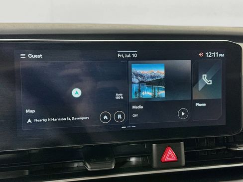 Certified 2026 Kia Carnival FWD image 15