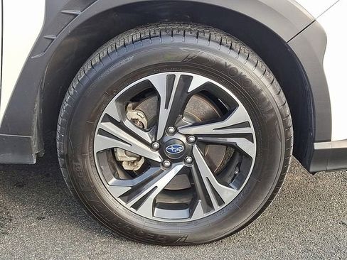 Used 2024 Subaru Crosstrek 2.0i Premium image 8