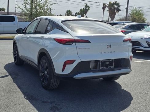 New 2026 Buick Envista Sport Touring image 7