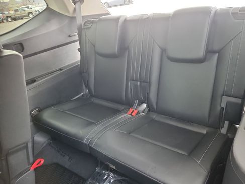 Used 2019 Volkswagen Atlas SE w/ Towing Package image 11