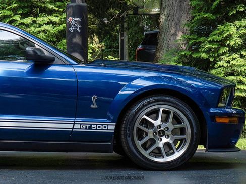 Used 2008 Ford Mustang Shelby GT500 RWD image 11