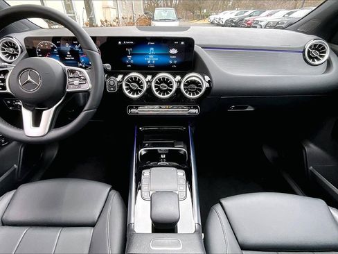 Certified 2023 Mercedes-Benz GLA 250 4MATIC image 15