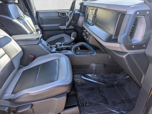 Certified 2022 Ford Bronco Black Diamond image 20