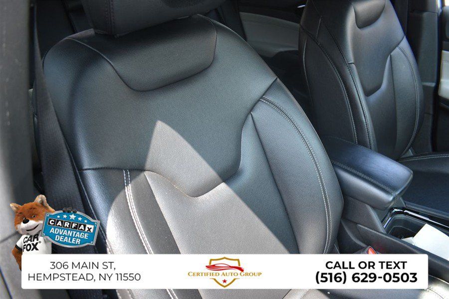 Used 2025 Jeep Compass Limited AWD/4WD image 23