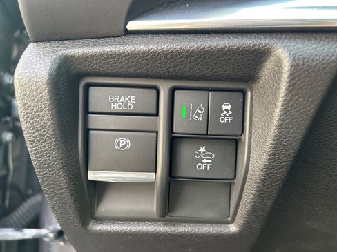 Used 2017 Acura MDX SH-AWD w/ Technology Package image 16