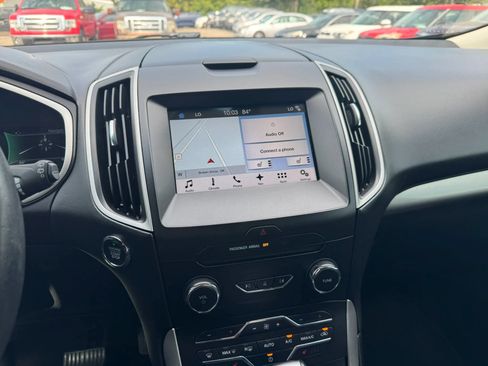 Used 2018 Ford Edge SEL w/ Equipment Group 201A FWD image 32