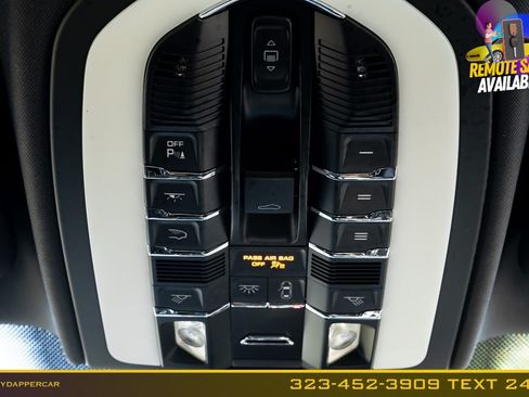Used 2018 Porsche Cayenne AWD/4WD image 24