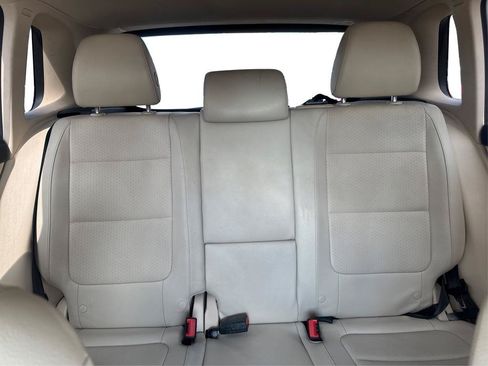 Used 2017 Volkswagen Tiguan S FWD image 14