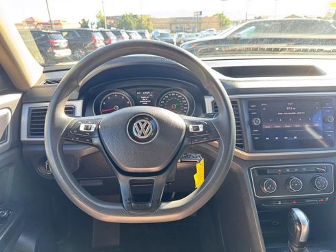 Used 2018 Volkswagen Atlas Launch Edition image 13