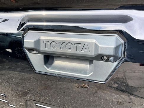 Certified 2025 Toyota Tacoma 4x4 Double Cab Hybrid w/ Tow Tech Package image 10