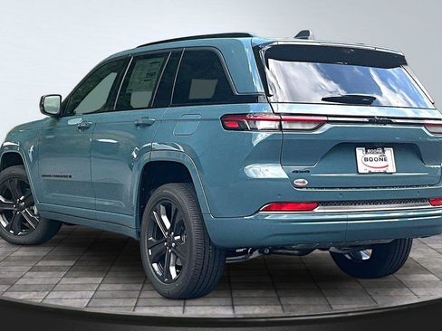 New 2027 Jeep Grand Cherokee Limited AWD/4WD image 4