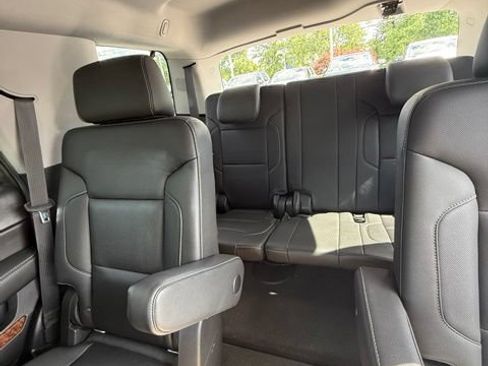 Used 2018 Chevrolet Tahoe Premier AWD/4WD image 19